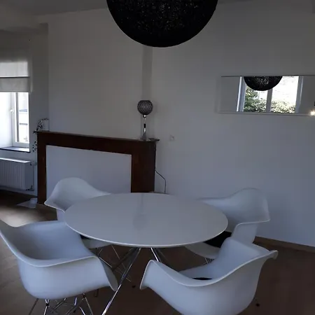 Apartment Coeur De Mons, Bel Cosy